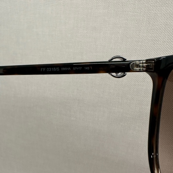 ???Authentic Fendi Brown Sunglasses main image 8
